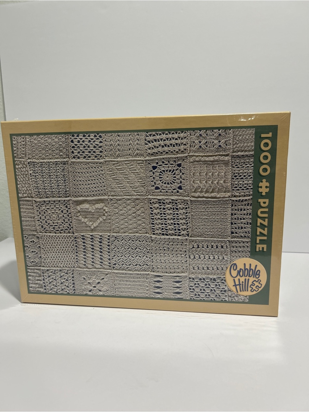 NEW Cobble Hill Christmas 1000 Puzzle